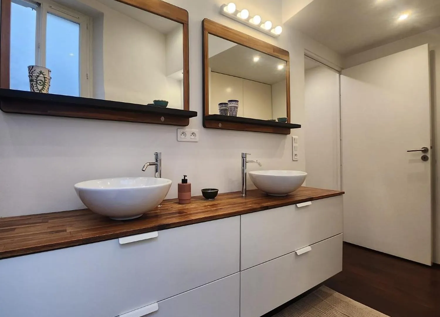 Liberte Et Elegance Au Coeur De Marseille Apartment