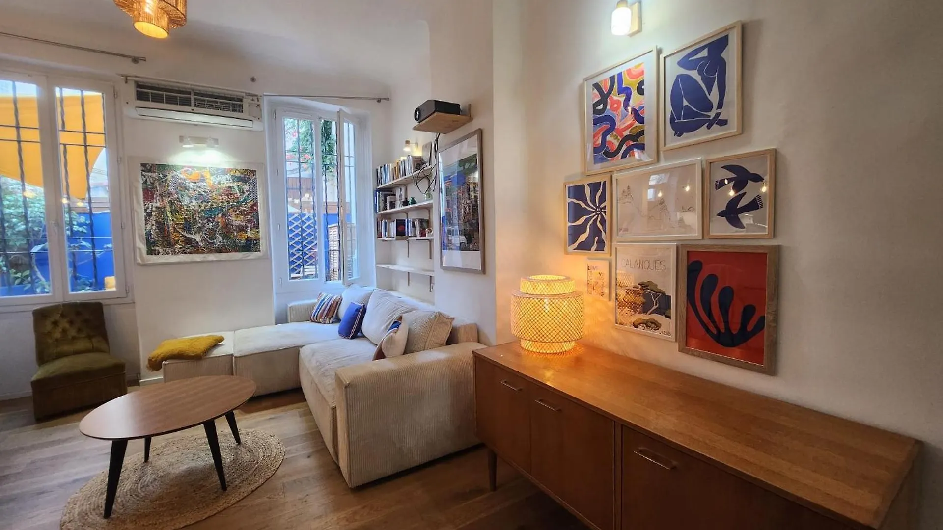 Liberte Et Elegance Au Coeur De Marseille Apartment France