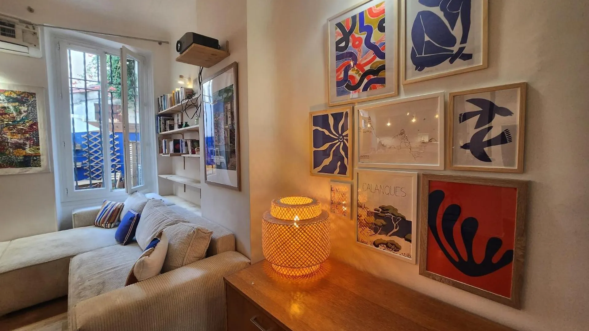 Liberte Et Elegance Au Coeur De Marseille Apartment